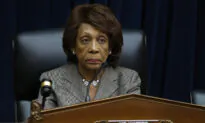 Lawmakers Clash Over Regulation of Stablecoins