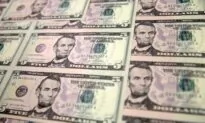 US November Deficit Rises Sharply as Revenues Fall, Outlays Jump