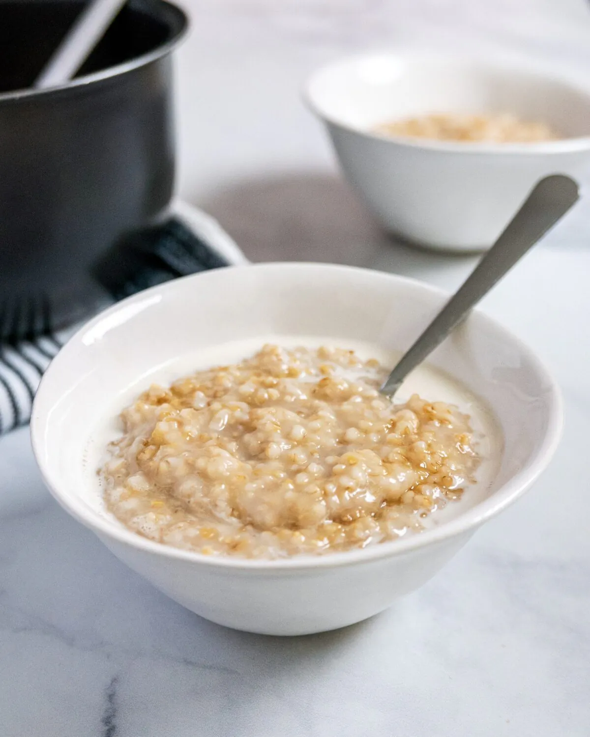 The rice cooker is your best friend whenever you want creamy, comforting oats but haven't got the time to stand and stir at the stove. (Perry Santanachote/TNS)
