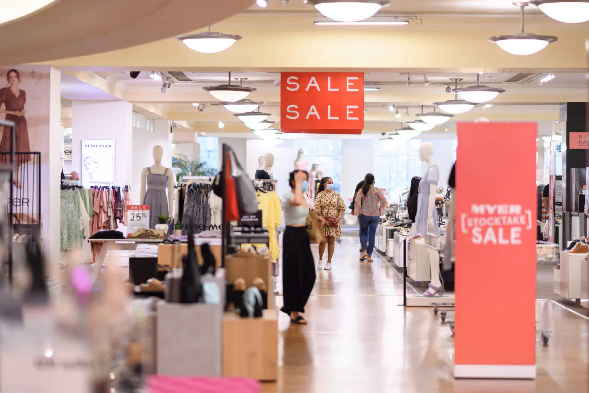 Shoppers visit the Myer Department store in Sydney, Australia, on Dec. 26, 2021. (Wendell Teodoro/Getty Images)