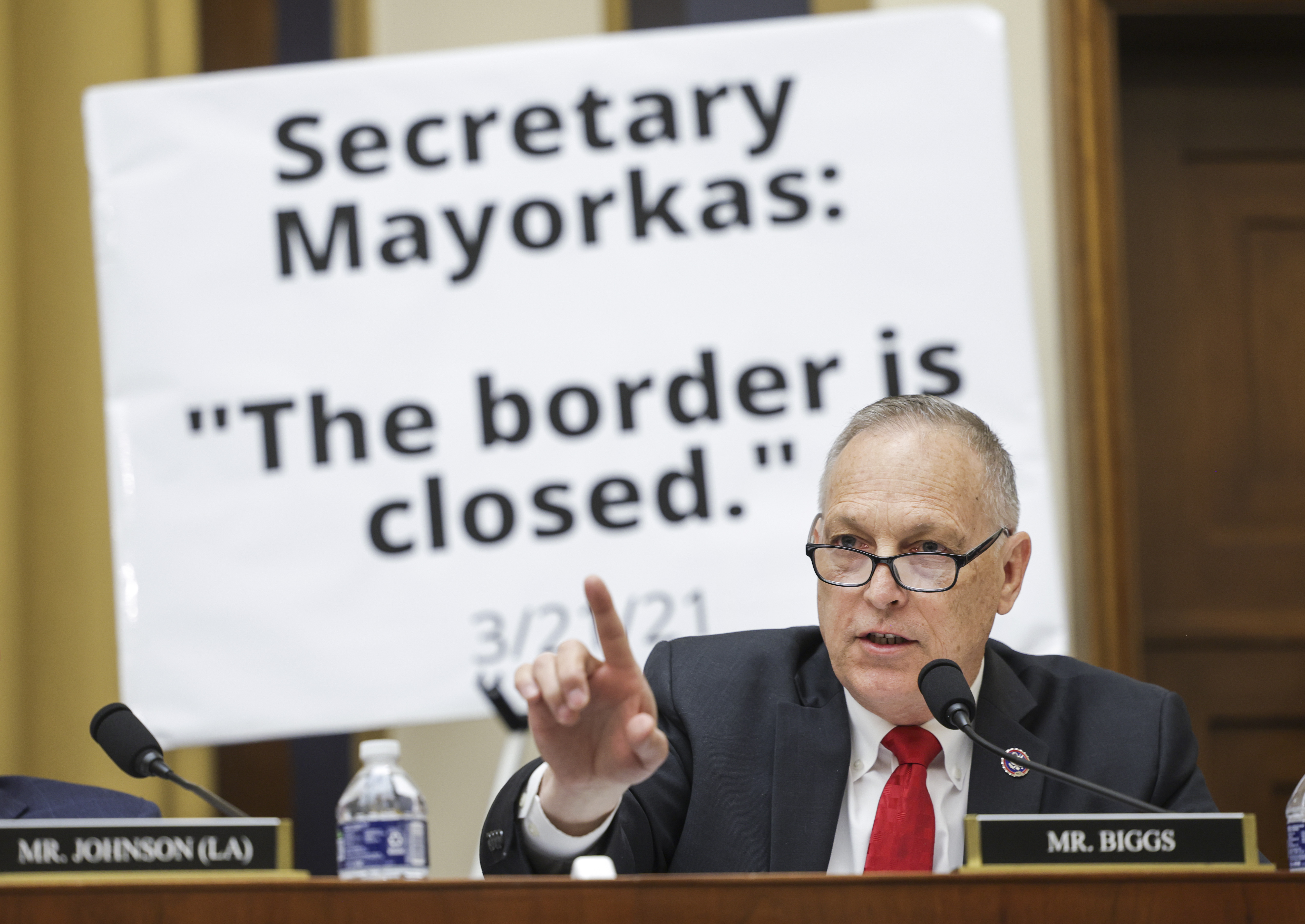 House Republicans Call for DHS Secretary Mayorkas to Be Impeached - Vimarsana News