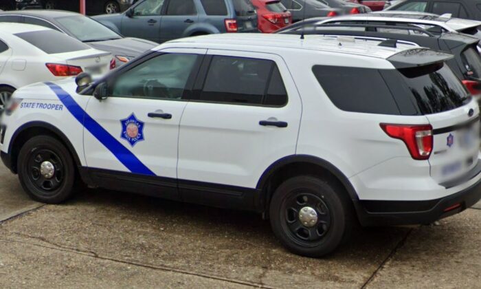 2020 年 3 月，阿肯色州小石城的一辆阿肯色州警车。（谷歌地图）