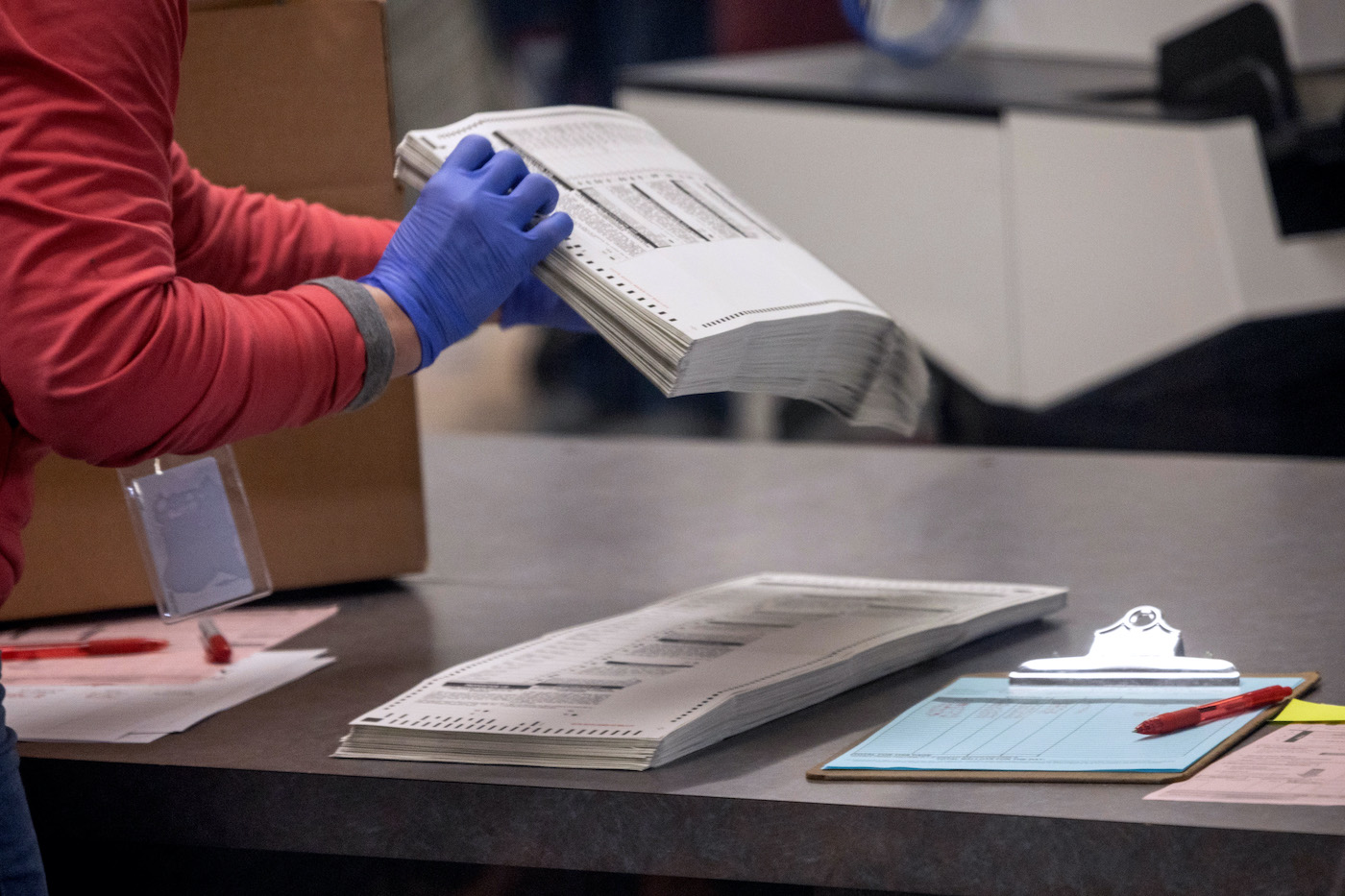 Texas Governor Considers 'New Elections' in Texas County After Ballot Issues Found - Vimarsana News