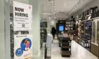 US Jobless Claim Applications Fall to Lowest in 14 Weeks