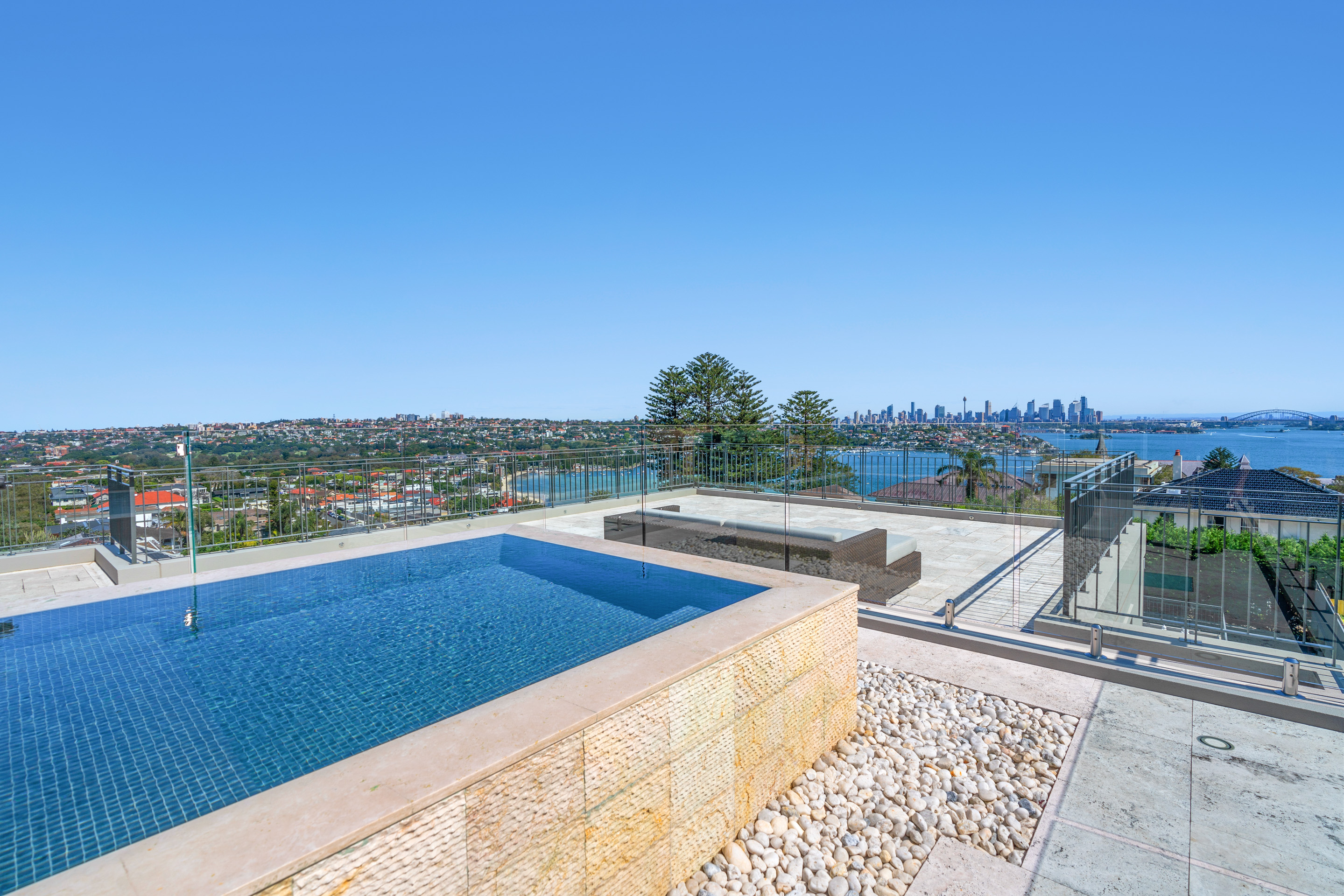 sydney 7