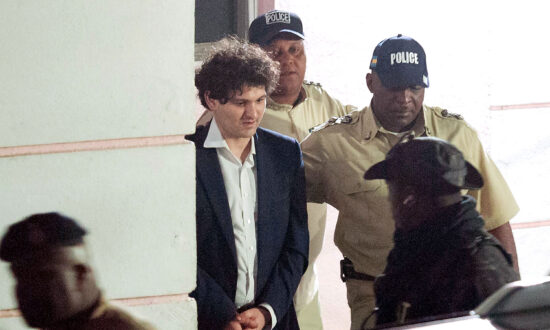 Insurance Companies Shun Clients With Links to FTX Due to High Contagion Risks