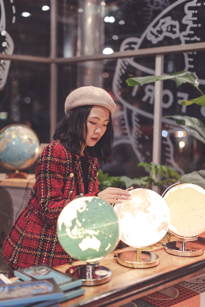 Portrait,Of,Young,Stylish,Hipster,Woman,Visiting,Antique,Shops,In