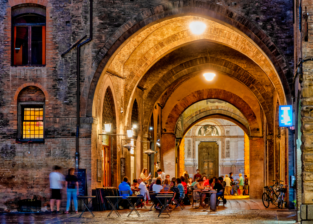 Bologna,,Italy,-,09,08,2020:,Nightlife,Under,The,Voltone
