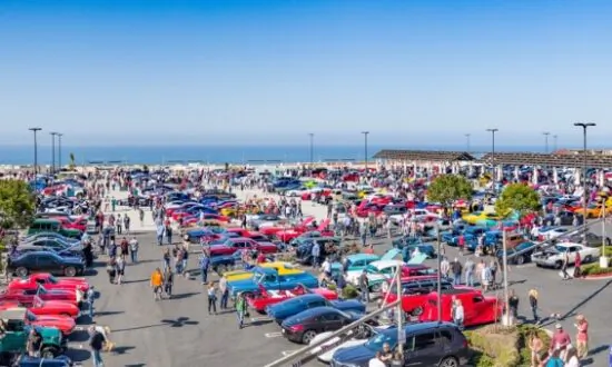 San Clemente Officially Permits Car Show to Run Weekly