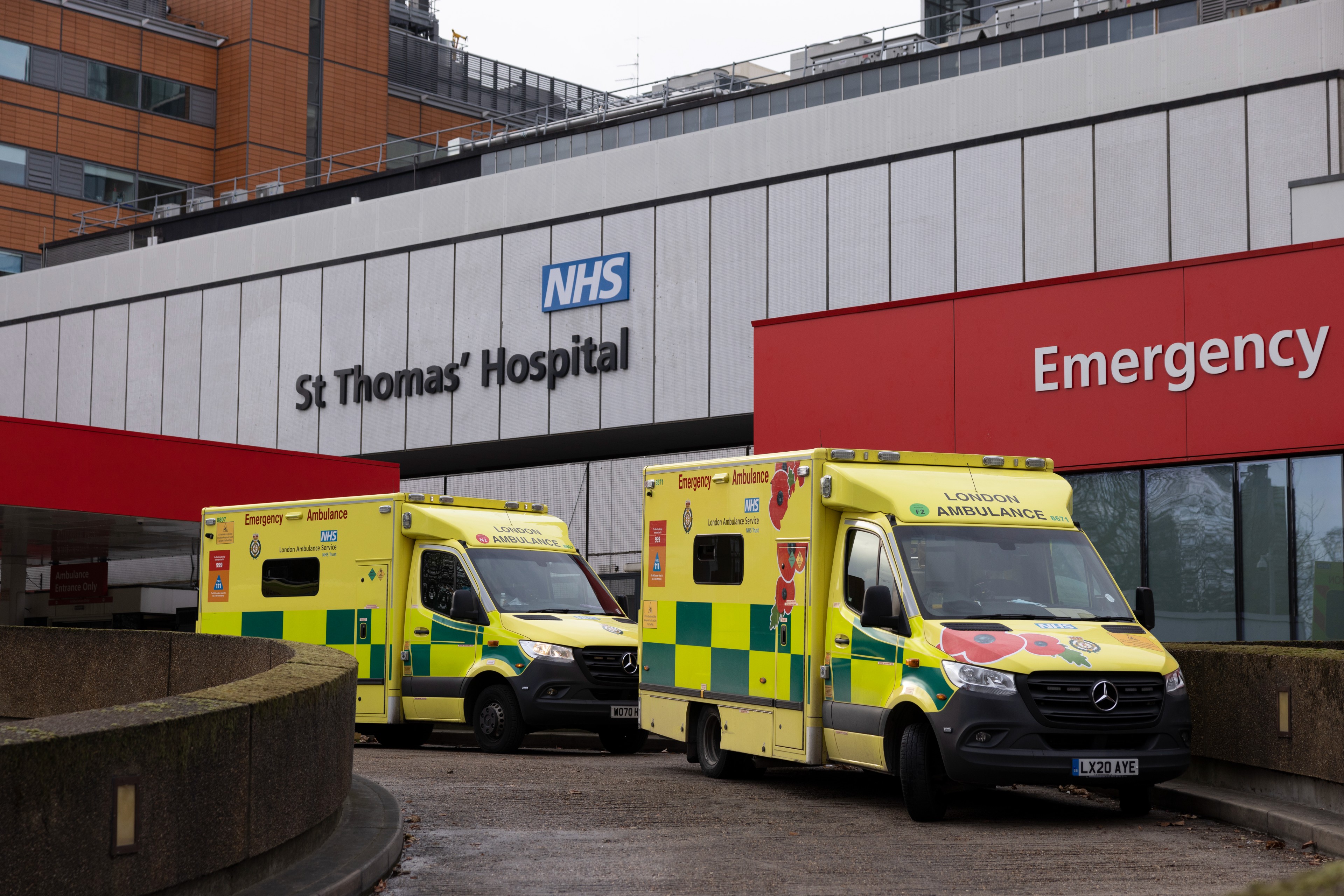 UK Unions Urged to Guarantee Response to Life-Threatening Emergencies During Ambulance Strikes - Vimarsana News