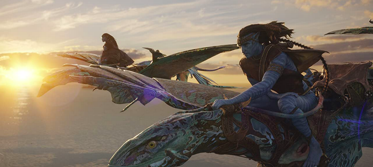 two avatars flying in Avatar: The Way of Water