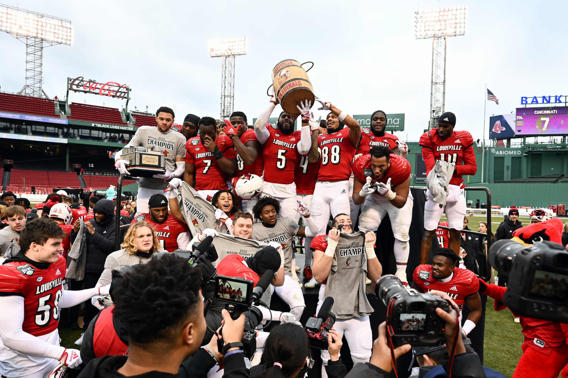 Louisville makes a comeback in first game against NC State – The Louisville  Cardinal