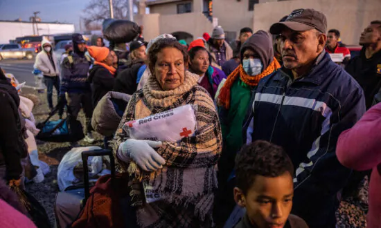 Judge Bans Separating Illegal Immigrant Families at US Southern Border for 8 Years