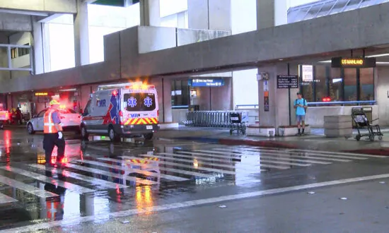 36 Hurt During Turbulent Hawaii Flight, 11 Seriously