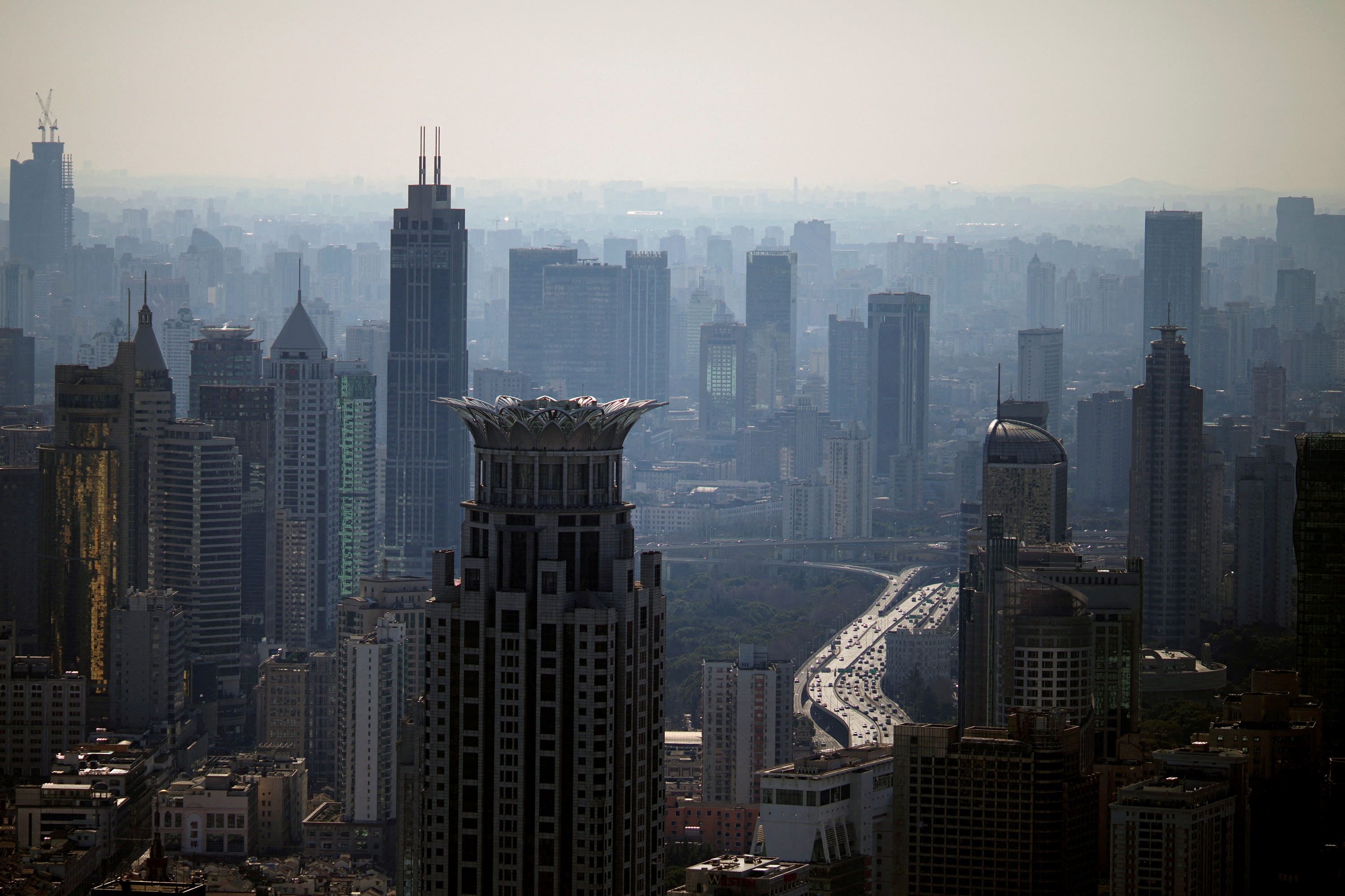 Chinese Business Confidence Falls to Lowest in Almost a Decade on COVID-19 - Vimarsana News