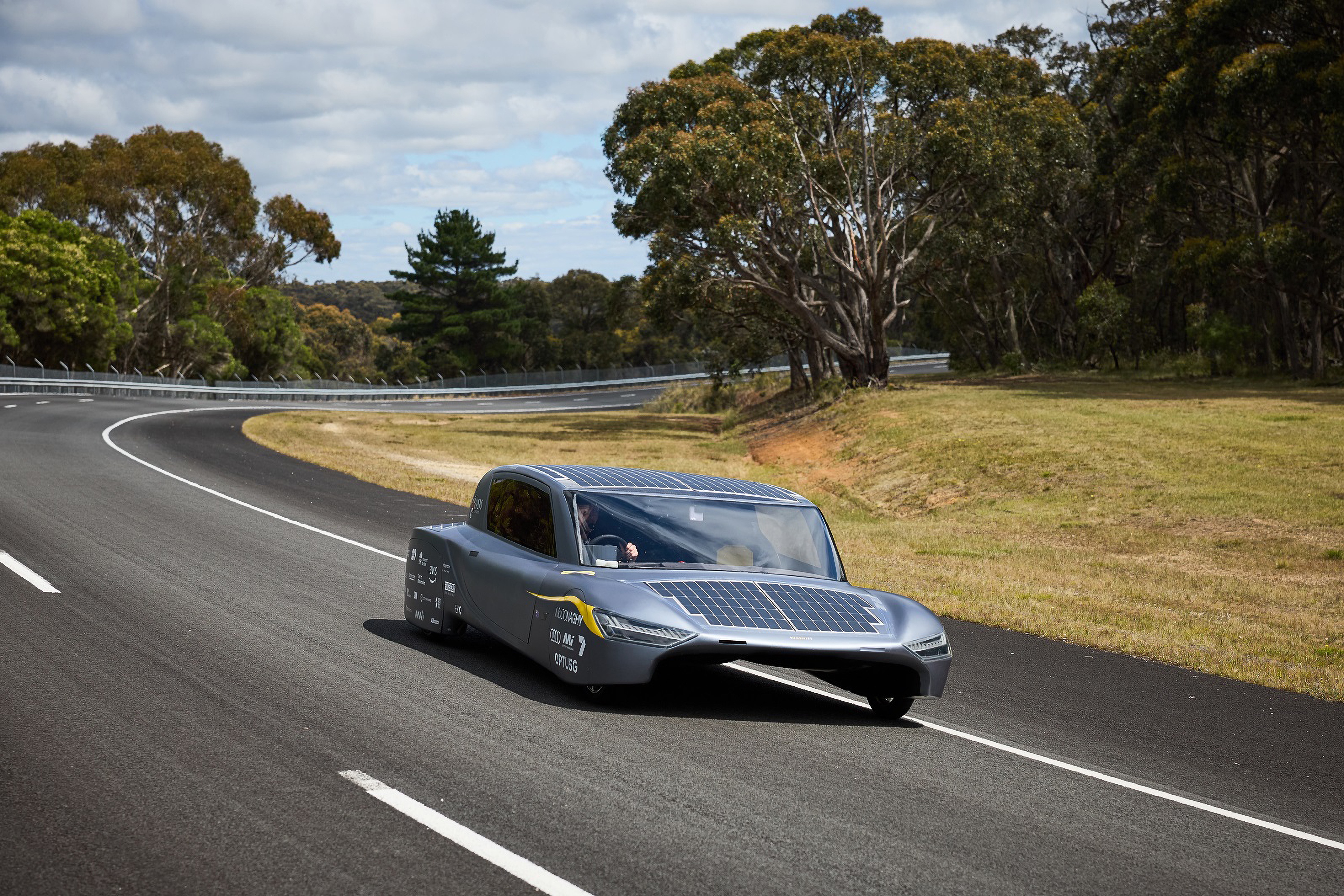 2025 Bridgestone World Solar Challenge Kicks Off From Darwin | EpochTV
