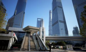 World Bank Cuts China Growth Outlook on COVID-19, Property Woes