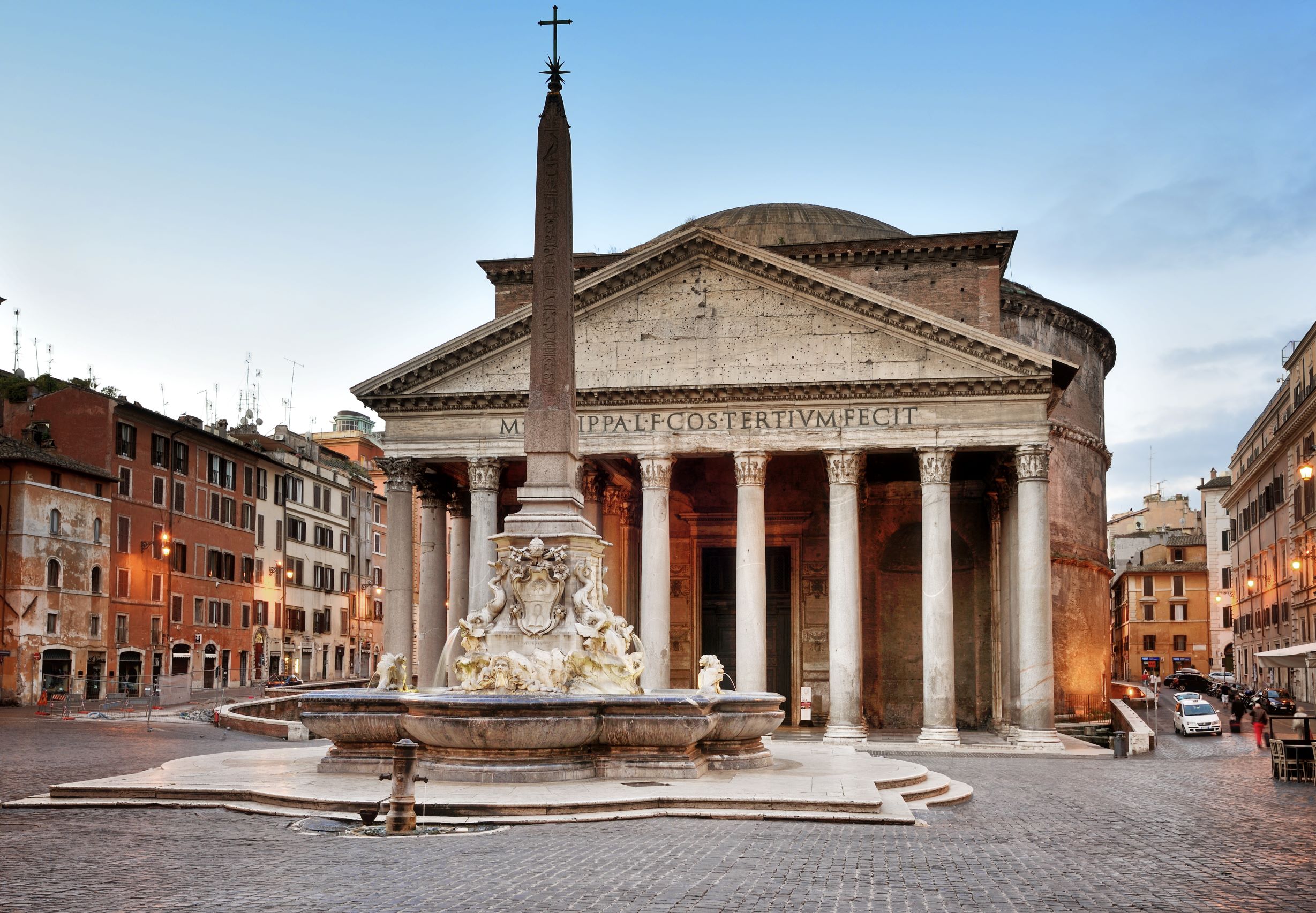 Pantheon front