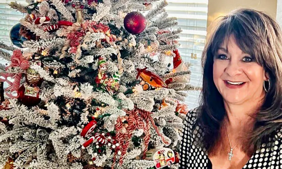 Fired Pro-Life Flight Attendant Calls Reinstatement the ‘Best Christmas Present’
