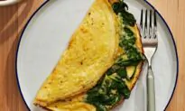 This Spinach Omelet Is One of My Favorite 5-minute Meals