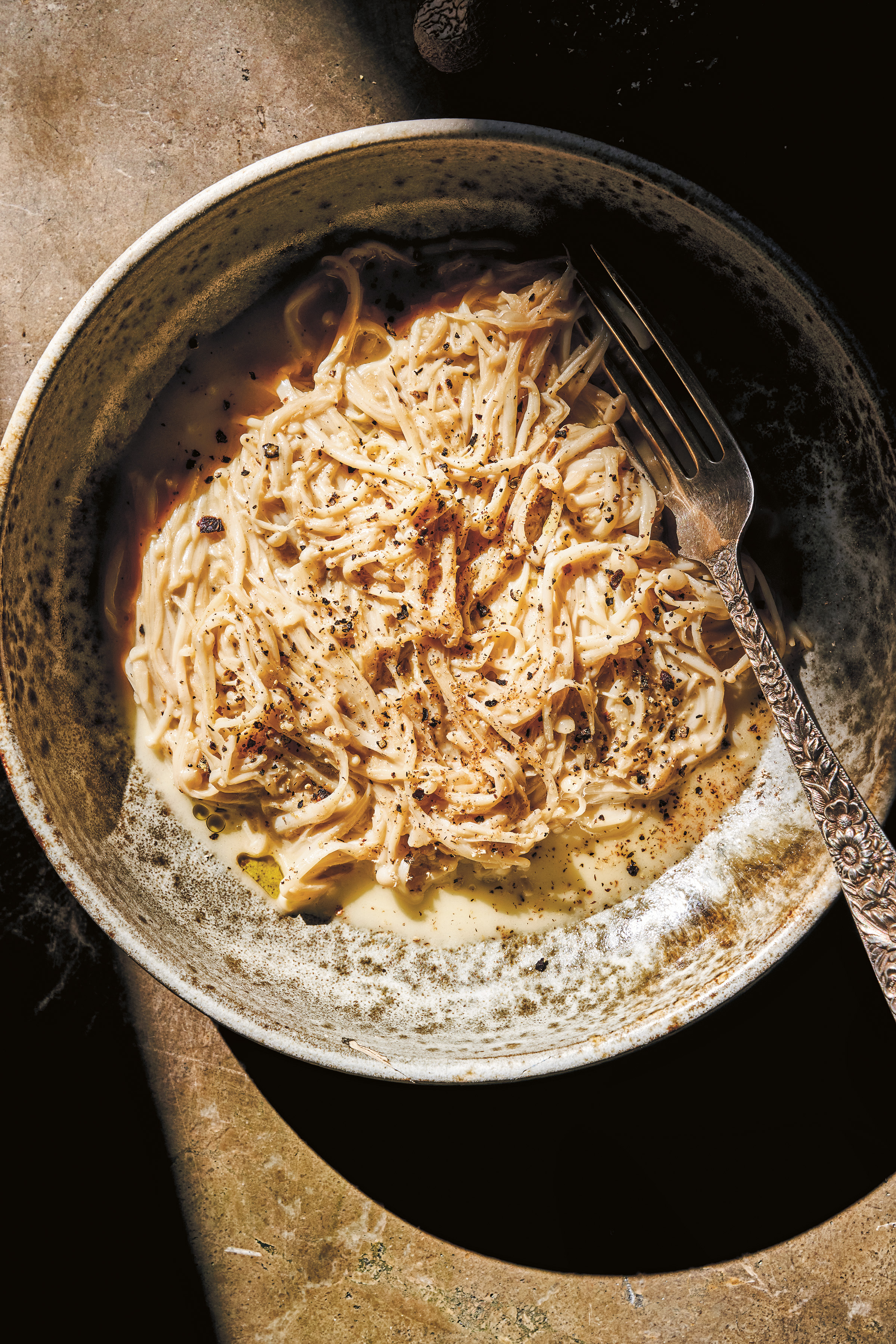 Enoki Alfredo Is a Clever Reinterpretation of Pasta Alfredo and Cacio E Pepe - Vimarsana News