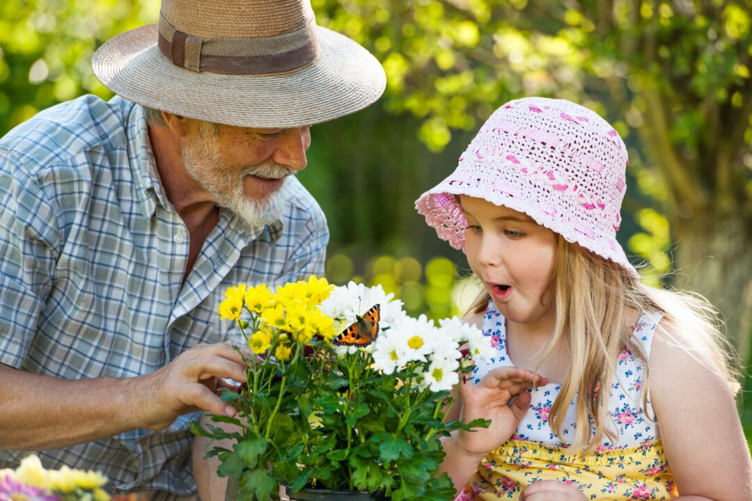 “It’s not just about the fruits and vegetables. It’s also about being in a natural space outdoors together with others,” environmental prof. Jill Litt said. (Alexander Raths/Shutterstock)