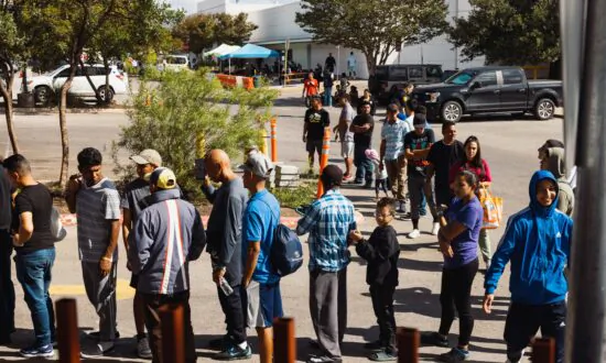 US Taxpayers Shoulder Annual Burden of $151 Billion for Illegal Immigration, Study Finds