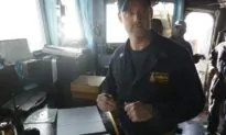 Sen. Ted Cruz Invites Naval Lieutenant Who Refused COVID Shot to State of Union