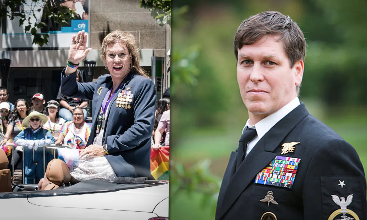 (Left: Sundry Photography/Shutterstock; Right: Sandi Foraci photography/CC BY 3.0)