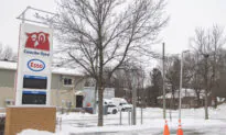 Many in Canada May Spend Christmas Day Without Power as Storm Continues