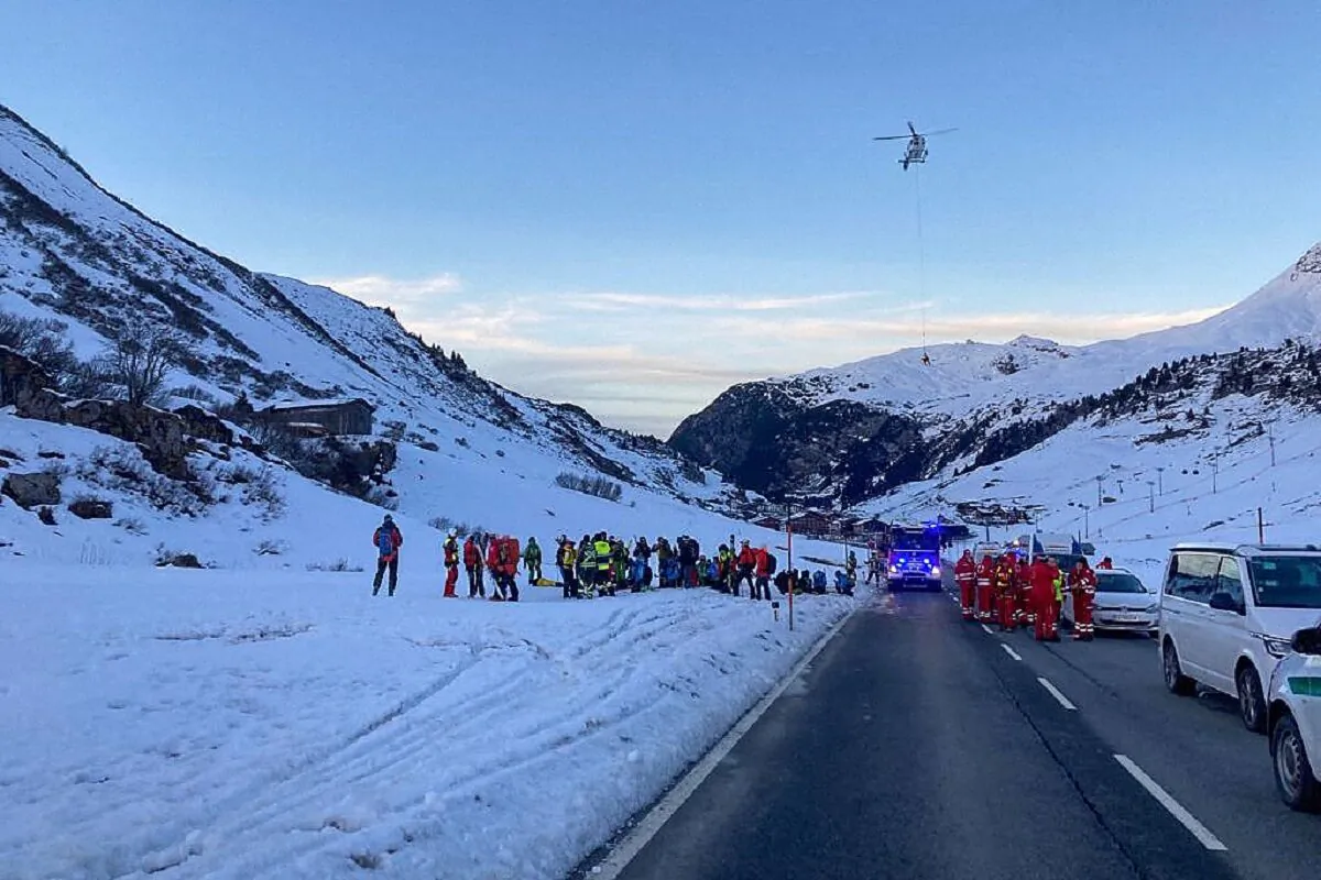 Members of the emergency services working near the scene of an avalanche at Bregenz, Austria, on Dec. 25, 2022. (APA/AFP via Getty Images)
