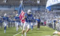 Former Navy SEAL Makes Big Impression on Buffalo Football Team