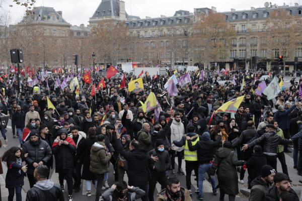 Protest przeciwko strzelaninie we Francji