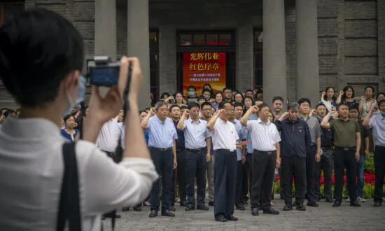 Long List of Obituaries at Peking University as COVID Wreaks Havoc in China