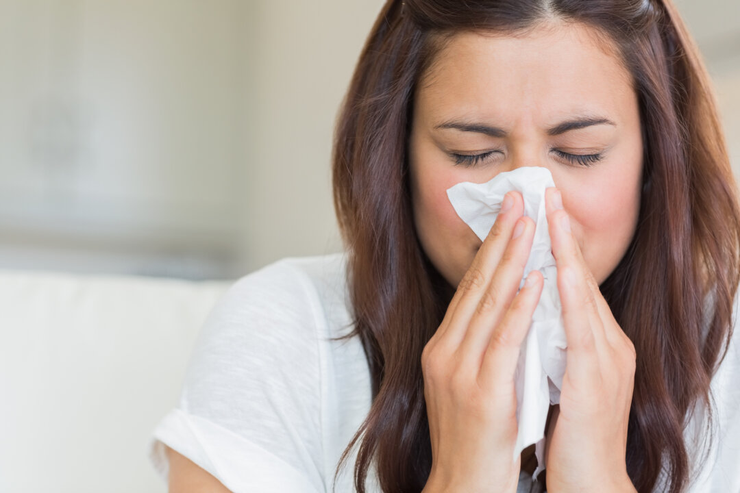 The color of your snot is a good indicator of the health of your upper respiratory system.(wavebreakmedia/shutterstock)