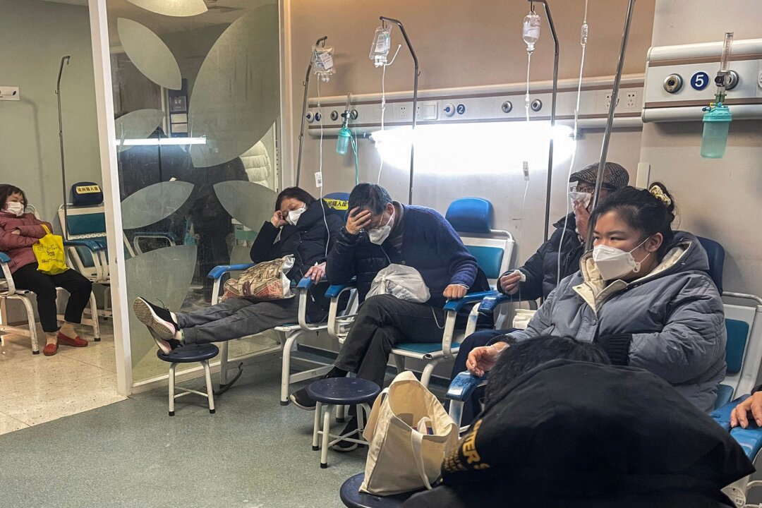 Chinese Regime Intends to Have as Many People in China Infected as Possible: Sources