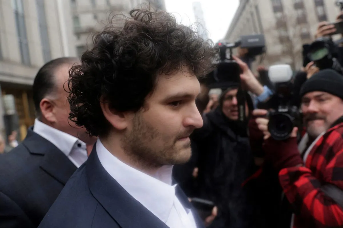 Former FTX chief executive Sam Bankman-Fried, who faces fraud charges over the collapse of the bankrupt cryptocurrency exchange, walks from the Manhattan federal court after securing bail in New York, on Dec. 22, 2022. (Jeenah Moon/Reuters)
