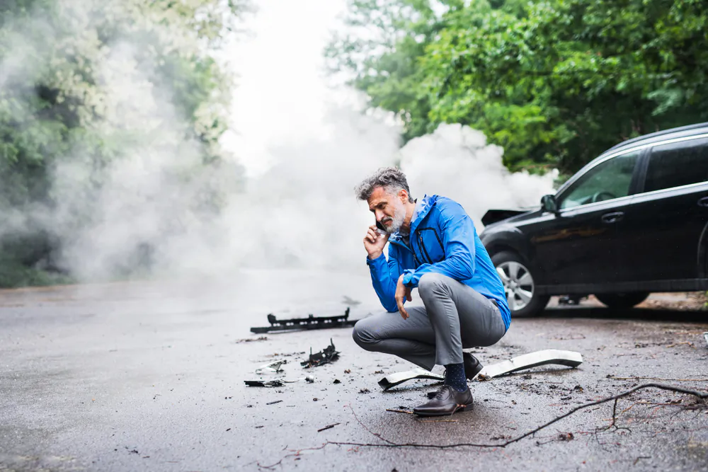 It's likely that you have a smartphone in your hand right now that you can use for emergency communications. (Ground Picture/Shutterstock)