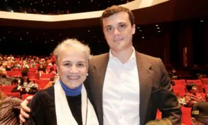 Shen Yun Brings Back What Was Lost to the World, Says Houston Audience