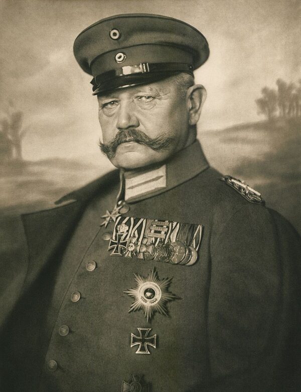 Paul_von_Hindenburg_(1914)_von_Nicola_Perscheid