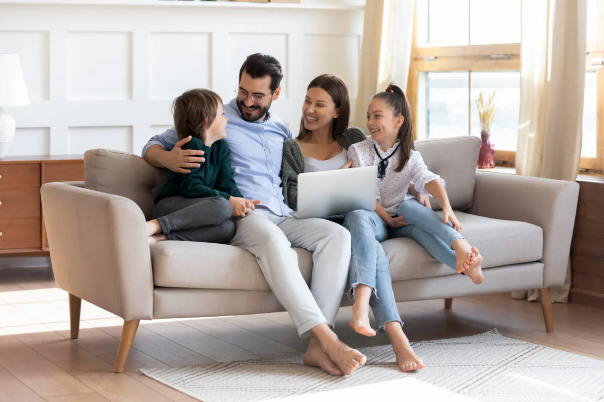 When brainstorming ways to make the new year great, there are no wrong answers or outlandish ideas. (fizkes/Shutterstock)