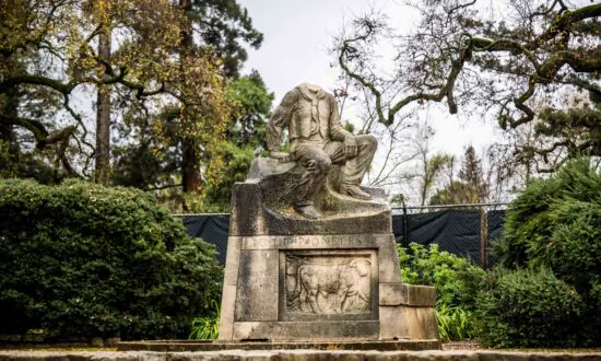 Northern California Statue of Meat-Packing Magnate Beheaded