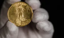 Is Now Still a Good Time to Buy Gold? Analysts Weigh In