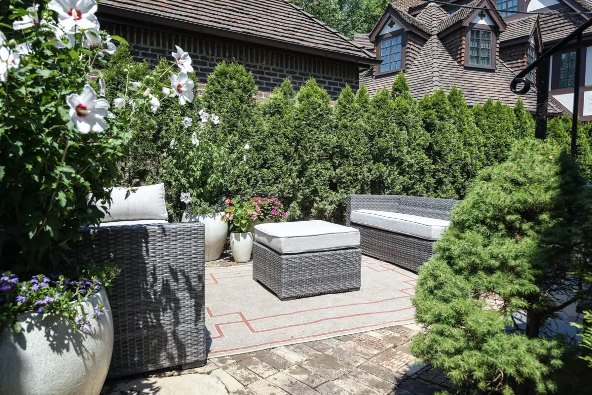 Outdoor spaces often have universal appeal. (Handout/TNS)