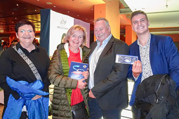 Opera Singer: Shen Yun Shows a ‘Beautiful, Completely Different World’