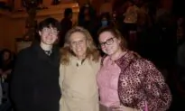 Shen Yun Is Spreading ‘What the Modern CCP Tried to Destroy’: Boston Family