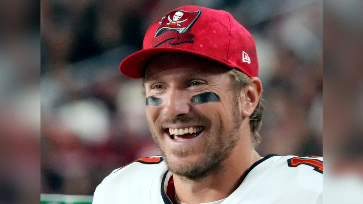 Tampa Bay Buccaneers quarterback Blaine Gabbert (11) during the second half of an NFL football game against the Arizona Cardinals in Glendale, Ariz., on Dec. 25, 2022. (Rick Scuteri/AP Photo)