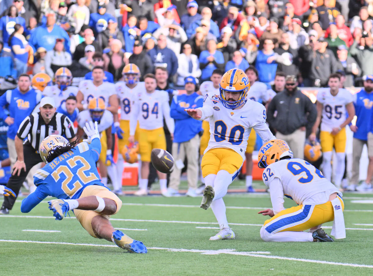 Place kicker Ben Sauls (90) of the Pittsburgh Panthers kicks the game-winning field goal during the second half of the Tony the Tiger Sun Bowl game at Sun Bowl Stadium in El Paso, Texas, on Dec. 30, 2022. (Sam Wasson/Getty Images)