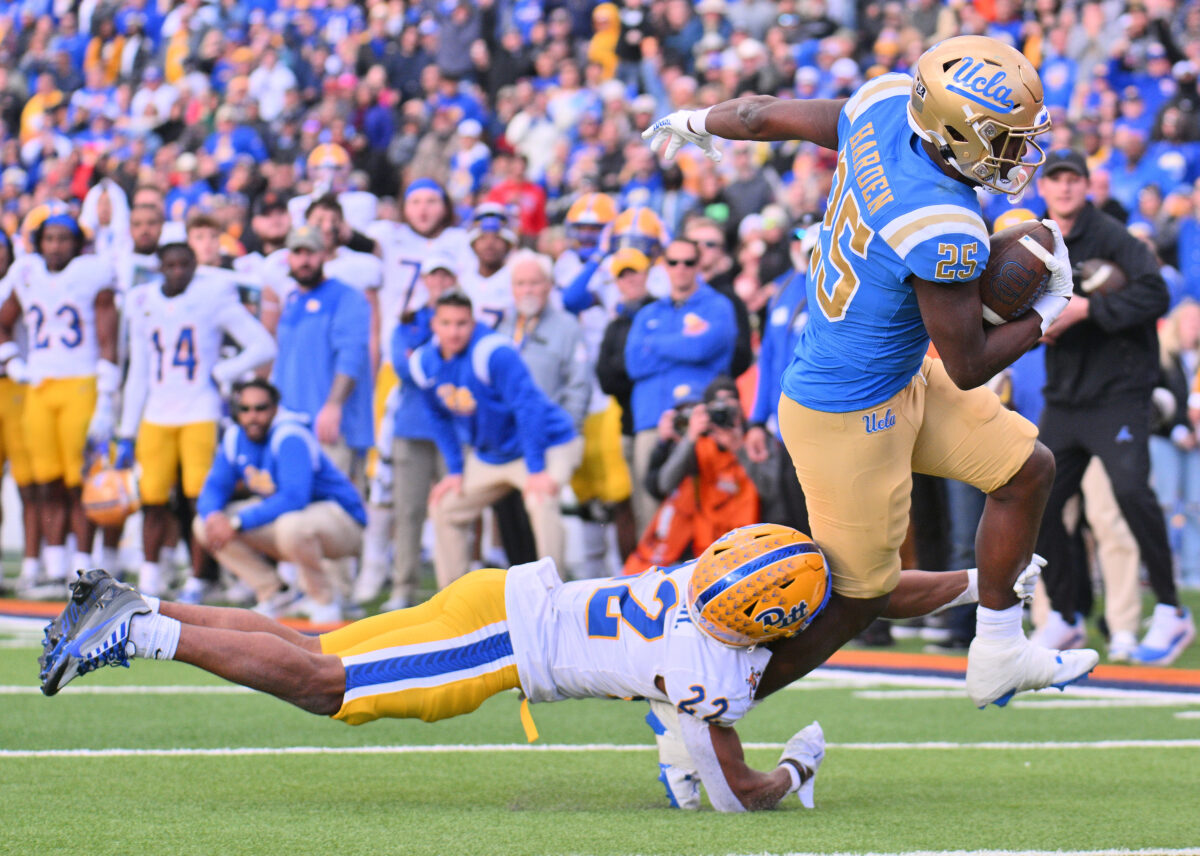 Late field goal puts Pitt over No. 18 UCLA 37-35 in Sun Bowl - The San  Diego Union-Tribune