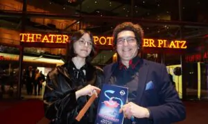 Former Opera Singer: Shen Yun ‘Soprano’s Voice Was Divine, as If It Came From Heaven’